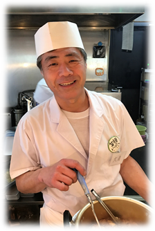 笑顔いっぱいの陽光台食堂店長 笑顔いっぱいの陽光台食堂店長
